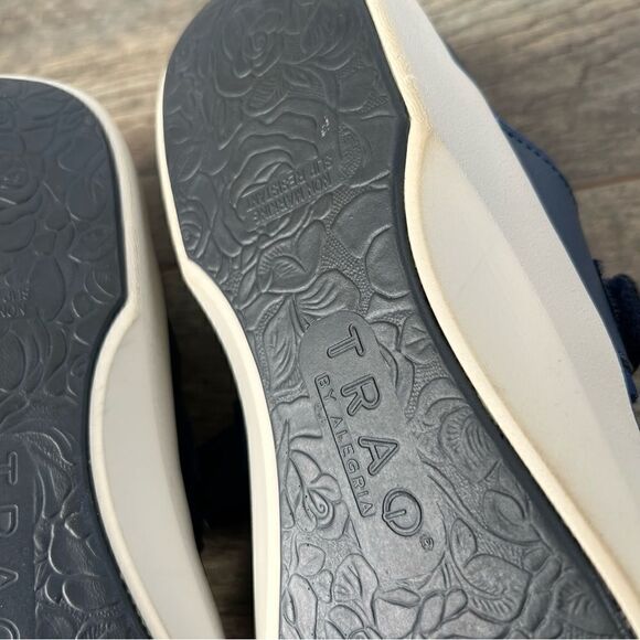 Alegria Traq Qutie Crochet Navy Mary Jane Walking Shoes Size 41 US 10.5 Smart - Picture 10 of 11